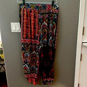 NWOT Anthropologie bohemian velvet jogger